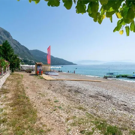 Corfu Beachfront Barbati 1 וילה *