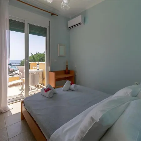 Corfu Beachfront Barbati 1 *